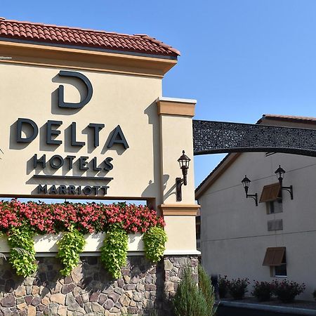 Delta Hotels By Marriott Indianapolis East Exterior foto