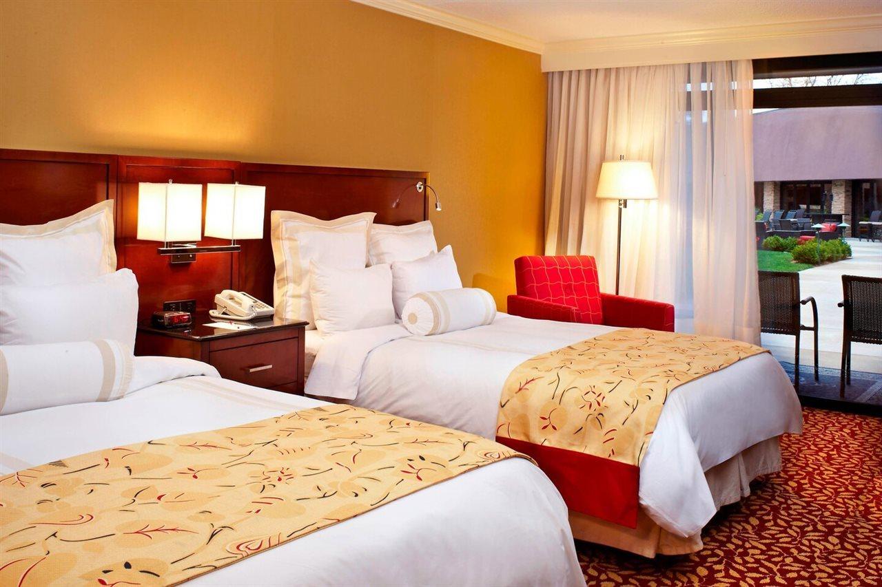 Delta Hotels By Marriott Indianapolis East Exterior foto