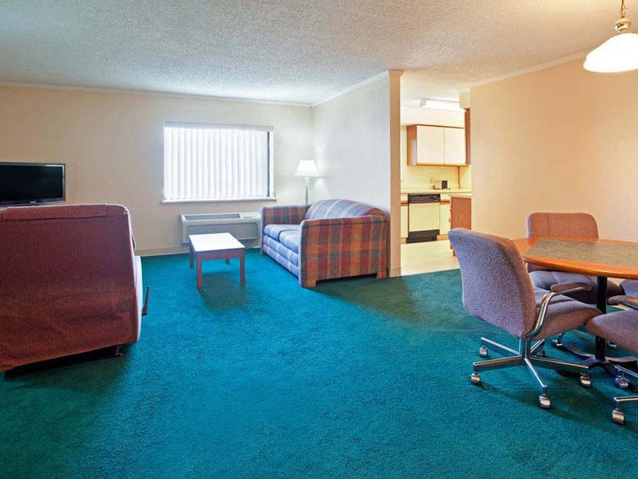 Delta Hotels By Marriott Indianapolis East Exterior foto