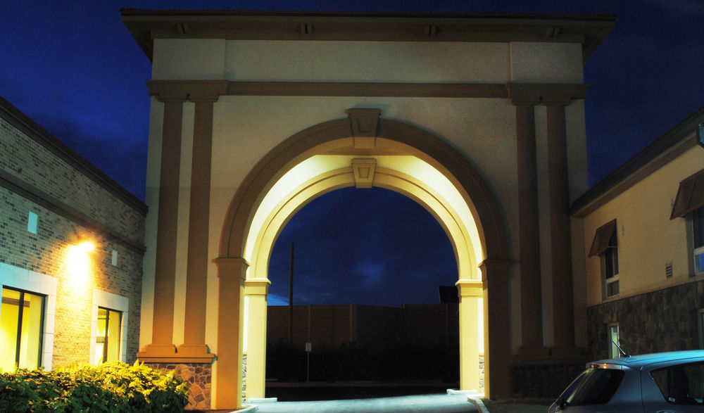 Delta Hotels By Marriott Indianapolis East Exterior foto